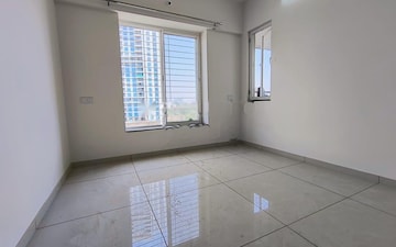 Room in 2 BHK Apartment at Yashwin Orizzonte, Kharadi – for Rent