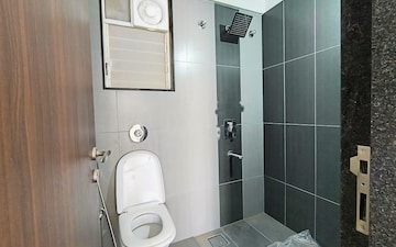 Bathroom in 2 BHK Apartment at Yashwin Orizzonte, Kharadi – for Rent