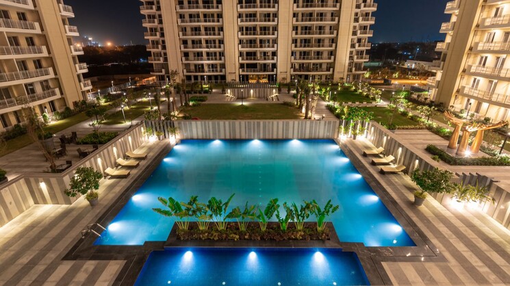 Swimming Pool, bptp-terra 3 Bedroom 1811 Sq.Ft. Apartment In Sector 37d Gurgaon 8877855