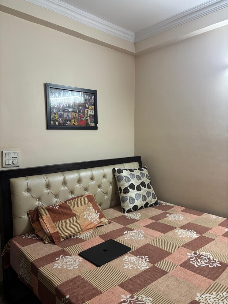Bedroom, uppal-southend 2.5 Bedroom 1150 Sq.Ft. Builder Floor In Sector 49 Gurgaon 8877925
