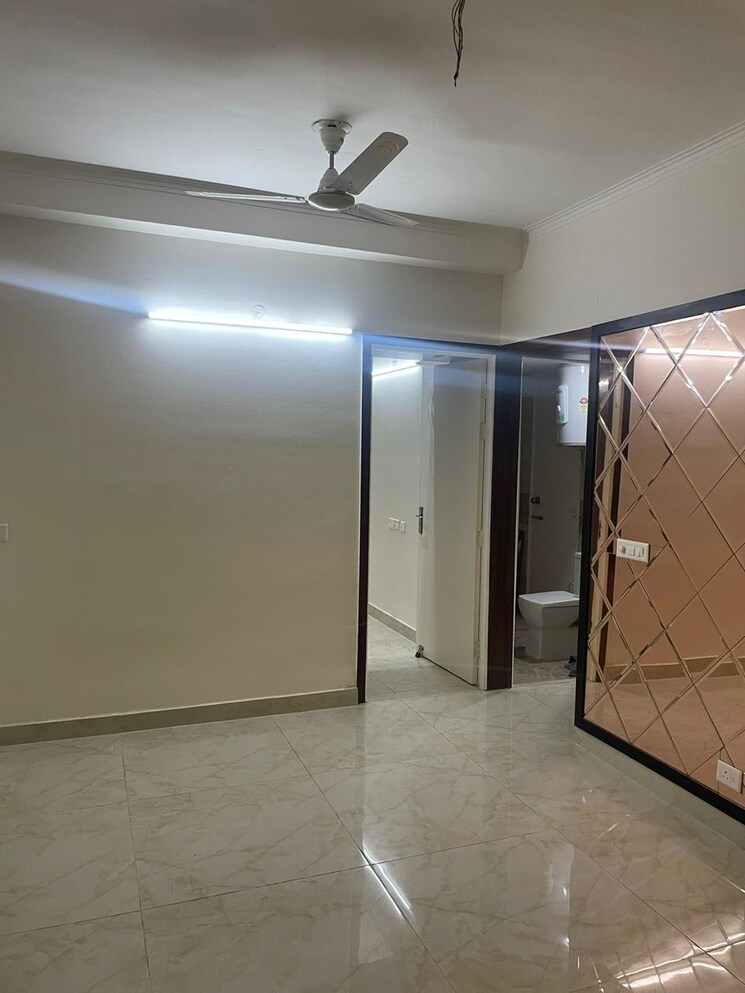 Room, gaurs-siddhartham 3 Bedroom 1185 Sq.Ft. Apartment In Siddharth Vihar Ghaziabad 8877901