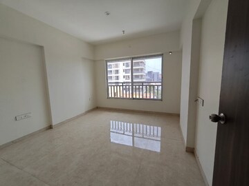 Room in 3 BHK Apartment at Gayatri CHS Chembur, Chembur – for Rent