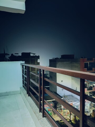 Balcony in 1 BHK Builder Floor at Maidan Garhi – for Rent