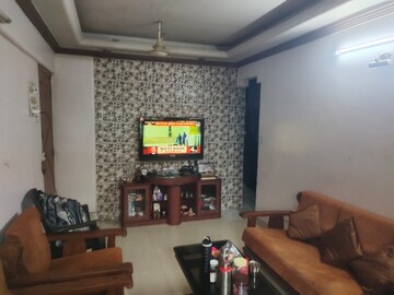 Furnished Amenities in 2 BHK Apartment at Gokul Avenue Apartment, Kandivali East – for Sale