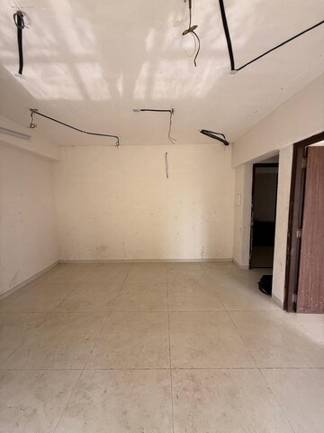 Room in 3 BHK Apartment at Diamond Garden, Chembur – for Sale