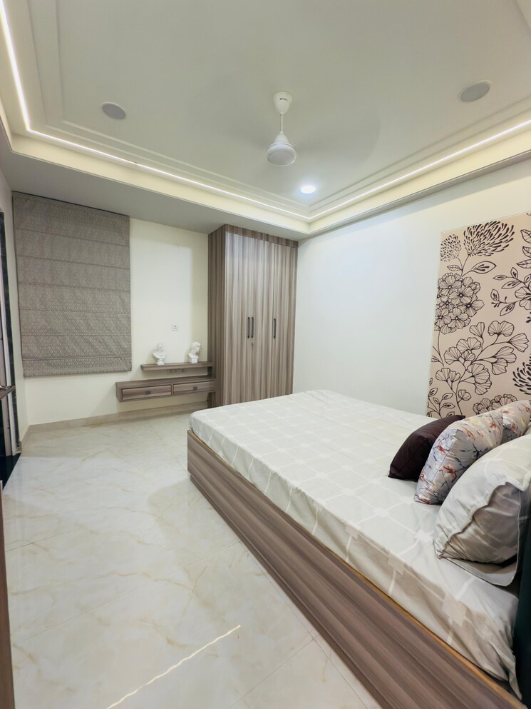 Bedroom, anand vihar 2 Bedroom 1101 Sq.Ft. Builder Floor In Anand Vihar Delhi 8878390