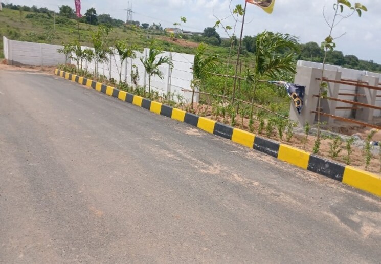  Parking, srisailam highway  133 Sq.Yd. Plot In Srisailam Highway Hyderabad 8877876