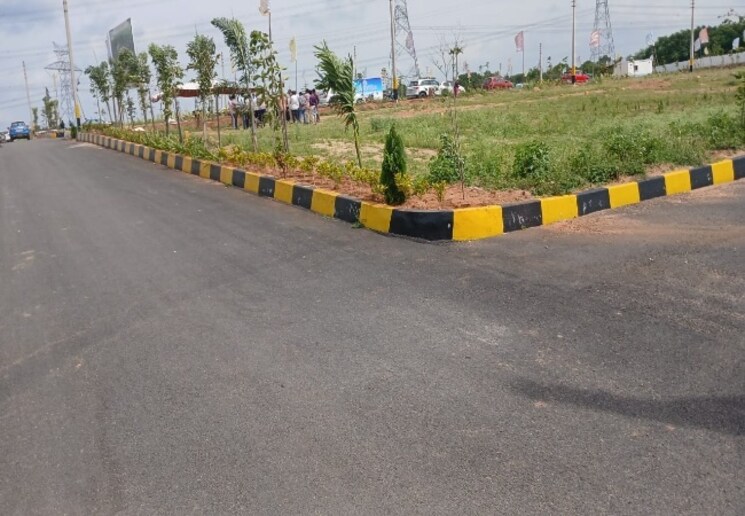  Parking, srisailam highway  294 Sq.Yd. Plot In Srisailam Highway Hyderabad 8879192
