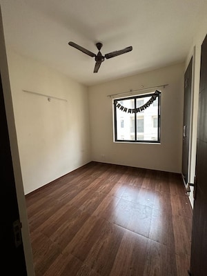 Room in 3 BHK Apartment at Shalimar Mannat, Faizabad Road – for Sale