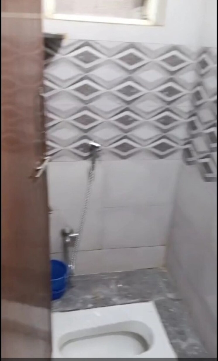 Bathroom, usha-apartment-dattawadi 1 Bedroom 450 Sq.Ft. Apartment In Dattawadi Pune 8878145