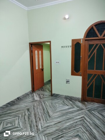 Bedroom in 2 BHK Builder Floor at Gomti Nagar – for Rent