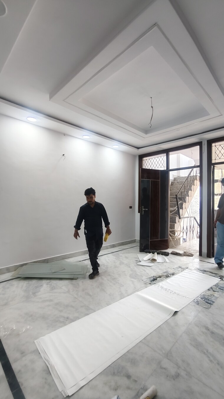  Parking, govindpuri 3 Bedroom 900 Sq.Ft. Builder Floor In Govindpuri Delhi 8878201