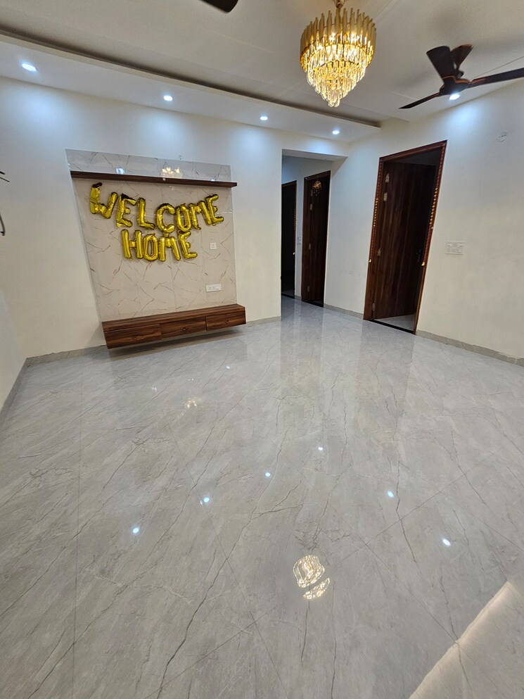 undefined, sector 9 3 Bedroom 250 Sq.Yd. Builder Floor In Sector 9 Gurgaon 8878209