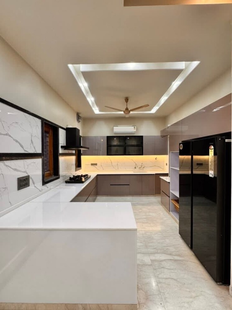 Kitchen, hari nagar 3 Bedroom 1500 Sq.Ft. Builder Floor In Hari Nagar Delhi 8878268