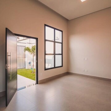 Room in 2.5 BHK Builder Floor at Sector 33 – for Sale