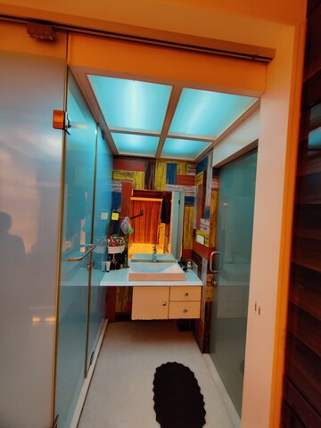 Bathroom in 4 BHK Apartment at Chembur – for Sale