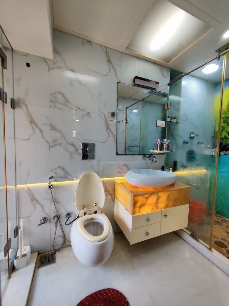 Bathroom, chembur 4 Bedroom 1820 Sq.Ft. Apartment In Chembur Mumbai 8878284