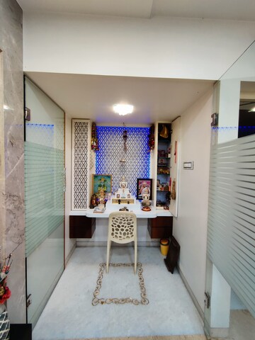  4 BHK Apartment at Chembur – for Sale