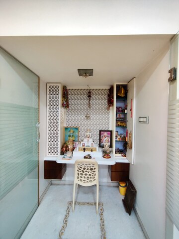 Living Room in 4 BHK Apartment at Chembur – for Sale