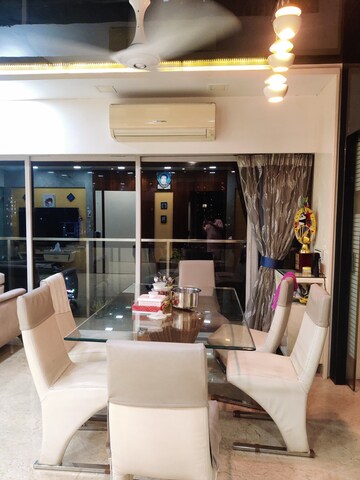 Living Room in 4 BHK Apartment at Chembur – for Sale