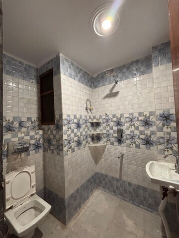 Bathroom in 2 BHK Builder Floor at Sector 23 Dwarka – for Sale