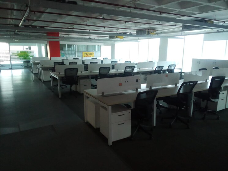 Team Area, logix-technova Commercial Office Space 5600 Sq.Ft. In Sector 132 Noida 8878428