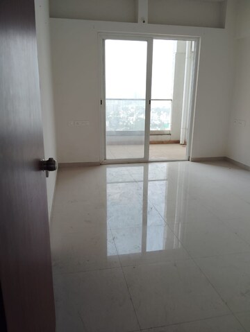 Room in 2 BHK Apartment at Akshay County, Baner – for Sale