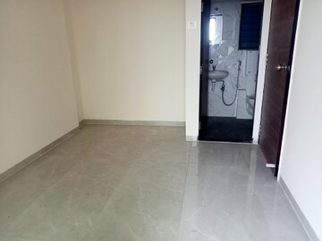 Room in 2 BHK Apartment at Shree Ostwal Horizon, Mira Road – for Rent