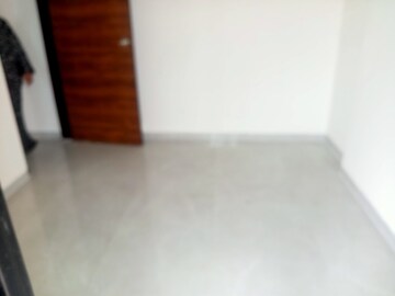 Room in 2 BHK Apartment at Shree Ostwal Horizon, Mira Road – for Rent