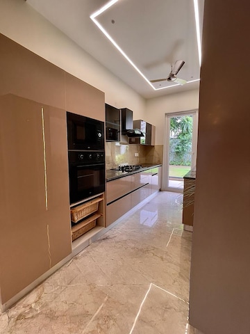 Room in 2 BHK Apartment at Nandita Mayfair Park, Kishanpura – for Sale