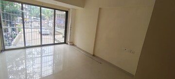 Room in 2 BHK Apartment at Madina Towers CHS, Goregaon West – for Rent