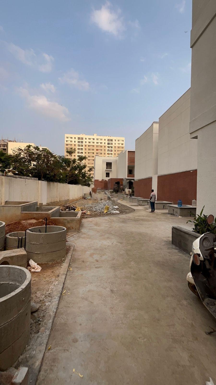 4 BHK 1956 Sq.Ft. Apartment in Excel Amber Meadows