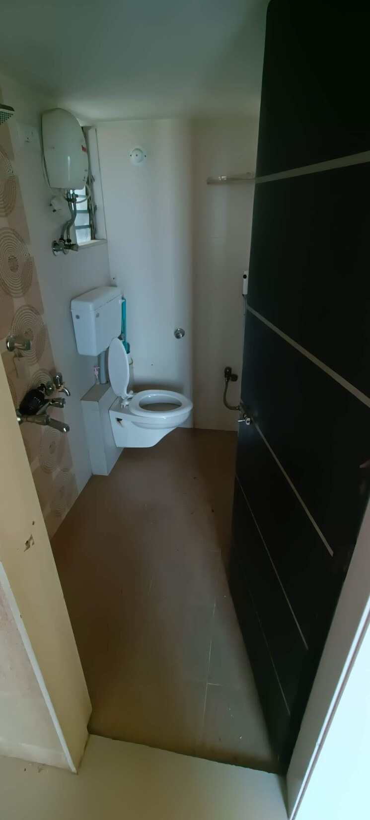 Bathroom, amisha-empire 2 Bedroom 650 Sq.Ft. Apartment In Mira Road Thane 8878575