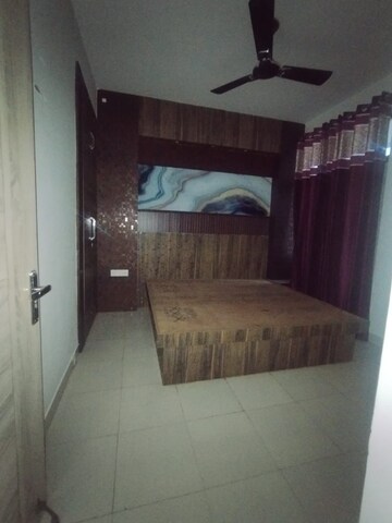 Bedroom in 3 BHK Apartment at Amolik Heights, Sector 88 – for Rent