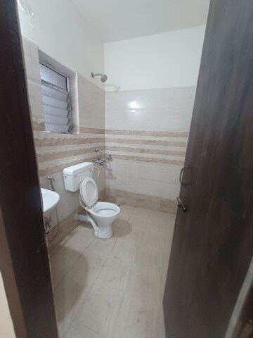 Bathroom in 3 BHK Apartment at Geeta Nagar – for Rent