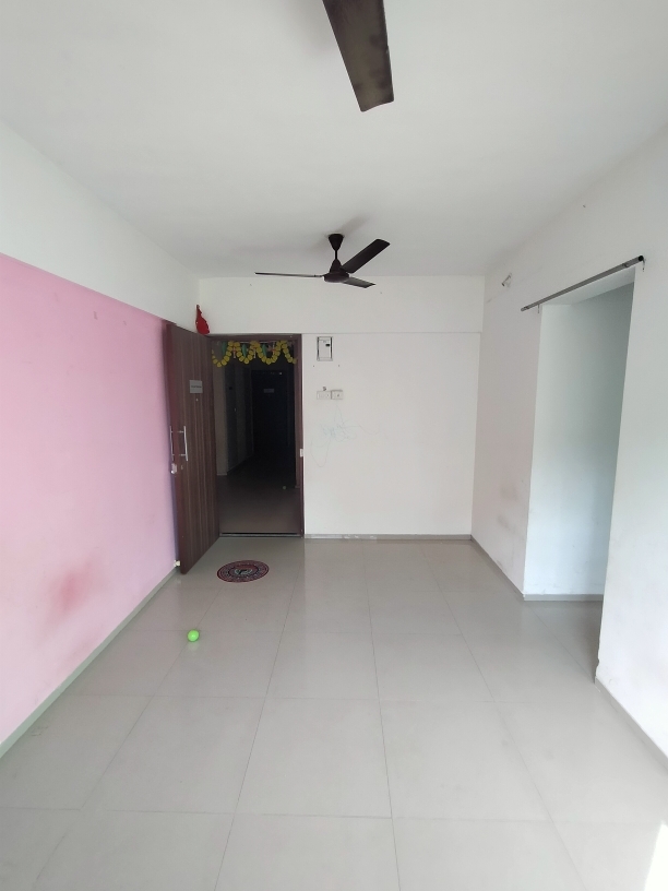 2 BHK Apartment For Rent in Rustomjee Avenue D1
