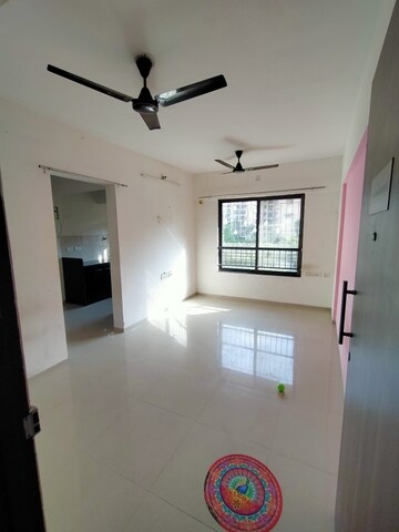 Master Bedroom in 2 BHK Apartment at Rustomjee Avenue D1, Virar West – for Rent