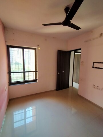 Room in 2 BHK Apartment at Rustomjee Avenue D1, Virar West – for Rent