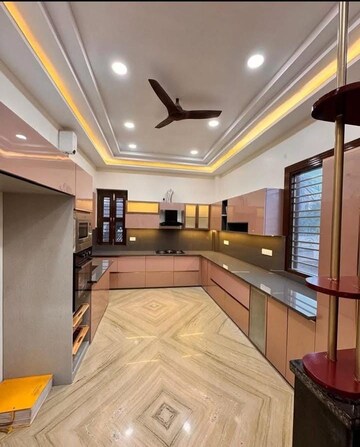 Kitchen in 2 BHK Builder Floor at Sector 35 – for Rent