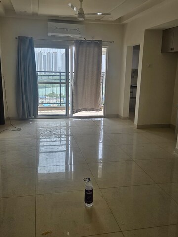 Room in 2.5 BHK Apartment at Prestige Tranquil, Kokapet – for Rent