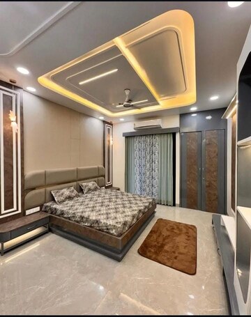 Living Room in 4 BHK Builder Floor at Sector 30 – for Sale