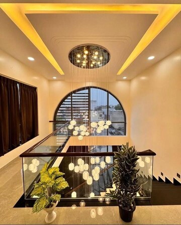 Staircase in 4 BHK Builder Floor at Sector 30 – for Sale