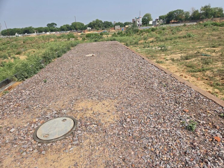 undefined, tusyana  215 Sq.Mt. Plot In Tusyana Greater Noida 8878890