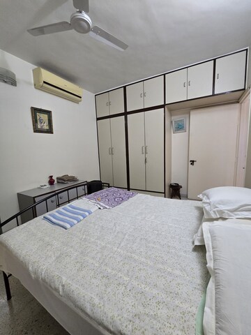 Bedroom in 3 BHK Apartment at Clover Dale, Koregaon Park – for Rent