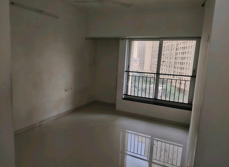 Bedroom, rustomjee-urbania-azziano 2 Bedroom 1100 Sq.Ft. Apartment In Thane West Thane 8879171