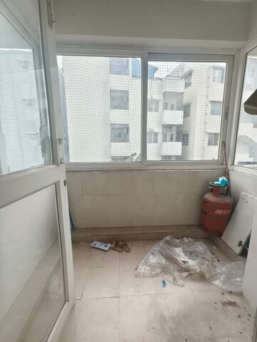 Bathroom in 3 BHK Apartment at Puravankara Purva Vantage, Hsr Layout – for Rent