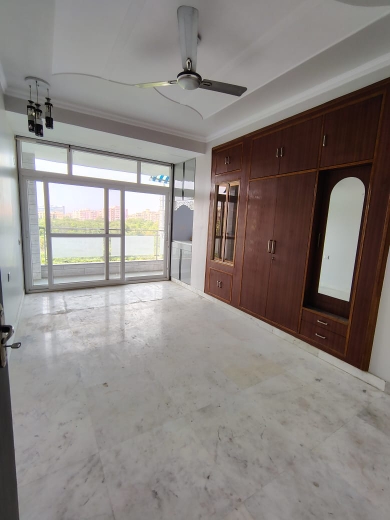 4 BHK + Servant Room Apartment For Rent in Sector 4 Dwarka