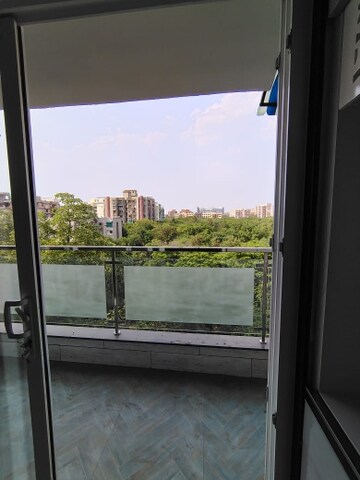 Balcony in 4 BHK Apartment at Sector 4 Dwarka – for Rent