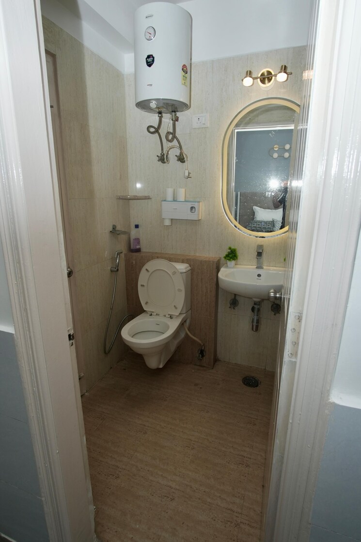 Bathroom, oxirich-avenue 3 Bedroom 1700 Sq.Ft. Apartment In Ahinsa Khand 2 Ghaziabad 8879206