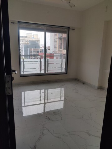 Room in 2 BHK Apartment at Madhukar Terrace, Borivali West – for Rent